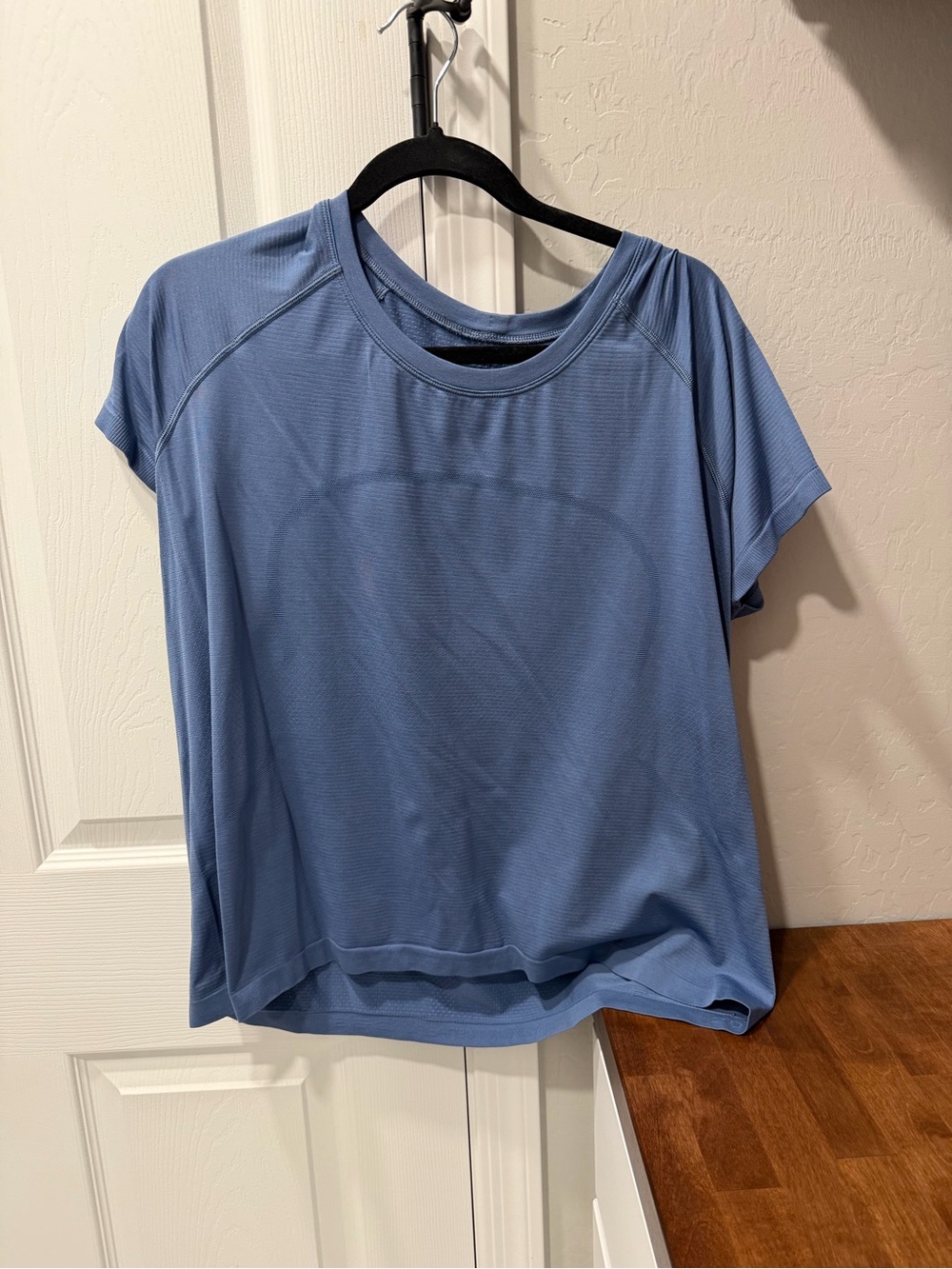 Lululemon Light Blue Women's Performance Tee (no tag)